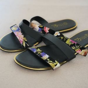 Floral Rouge Slides Size 8.5